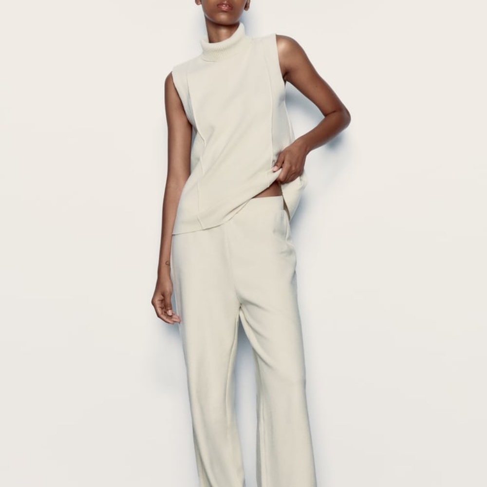 NWT Zara Ecru Plush Jogger Set Sweatshirt + Sweatpants Sz S/M